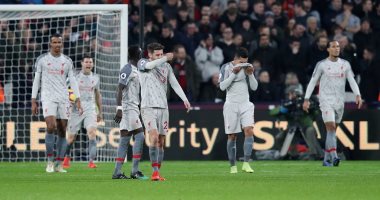 فيديو.. الدوري الإنجليزي يضيع من أيدى ليفربول.. الريدز يفلت من الخسارة ضد وست هام ويتعادل 1/1.. مانشستر سيتي على موعد مع خطف الصدارة يوم الأربعاء.. محمد صلاح لا يسجل.. والضغط يزيد من أوباميانج وأجويرو