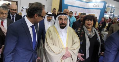 صور.. الشيخ سلطان القاسمى من معرض الكتاب: أقتنى نسخة أصلية من كتاب "وصف مصر"