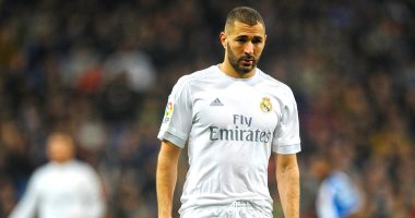 برشلونة ضد ريال مدريد.. بنزيما "فقير" تهديفيا فى كامب نو
