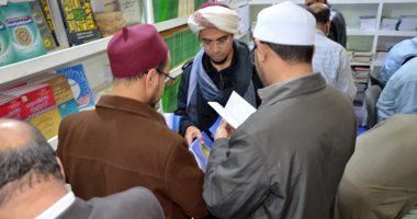 جولة تثقيفية للدارسين بأكاديمية الأوقاف فى زيارة جناح الوزارة لمعرض الكتاب