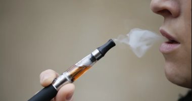 سنغافورة تجرم حيازة كافة أنواع السجائر الإلكترونية (Vape)