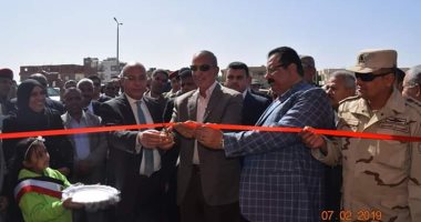 صور ..محافظ البحر الأحمر يفتتح مركز العلاج الطبيعى وقاعة كبار الزوار برأس غارب