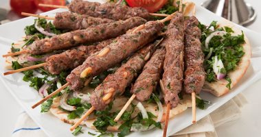 ماتشتريش من بره ..اعرفى طريقة عمل الكفتة المشوية فى البيت