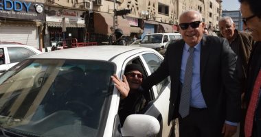 صور.. محافظ بورسعيد يتفقد أعمال التطوير لحديقة الفرما وشارع نهضة مصر