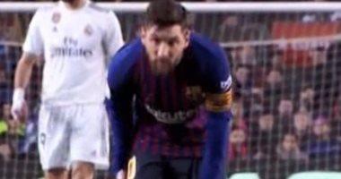 برشلونة ضد الريال.. الإصابة هاجمت ميسي خلال الكلاسيكو "صور"