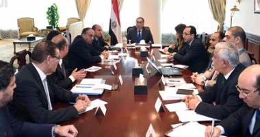   رئيس الوزراء يلتقى أعضاء المجلس التصديرى للصناعات النسيجية 
