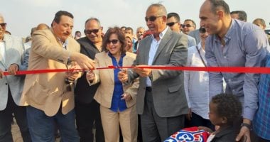 نائب وزير الزراعة ومحافظ البحر الأحمر يفتتحان مشروع النهوض بـ "الإبل" فى شلاتين
