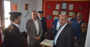 صور.. محافظ البحر الأحمر ومدير الأمن يتفقدان قسم شرطة رأس غارب الجديد