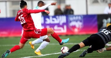 شاهد.. حارس النجم يترك مرماه ويقوم بدور المدافع أمام الزمالك
