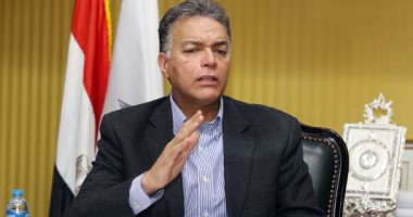 وزير النقل السابق يدلى بصوته بمدينة نصر ويؤكد: عرس ديمقراطى يجسد فرح المصريين