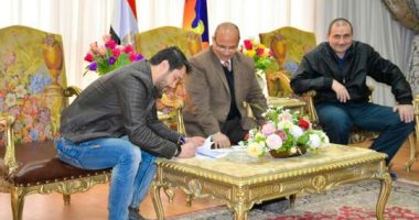 أحمد حسن يوقع مع نادى "إيروسبورت" لتولى مسئولية تدريب الناشئين