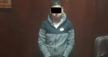 سقوط عاطل قبل ترويجه 15 فرش حشيش فى إمبابة