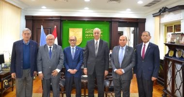 رئيس جامعة الإسكندرية يستقبل سفير سلطنة بروناى