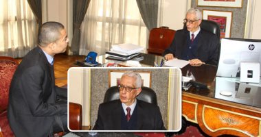 نائب وزير الخارجية للشئون الأفريقية لـ"اليوم السابع": مصر ستسخر إمكاناتها لخدمة أشقائها فى القارة خلال رئاستها للاتحاد الأفريقى.. السفير حمدى لوزا: جواز السفر الأفريقى مرتبط بتحقيق تكامل أكبر بين دول القارة 