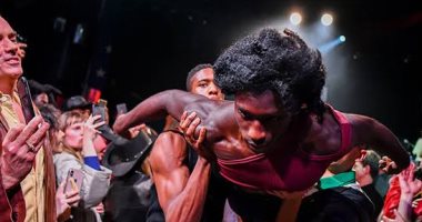 عرض أزياء telfar بأسبوع الموضة بنيويورك.. خلى الجمهور يشيلوا الموديل