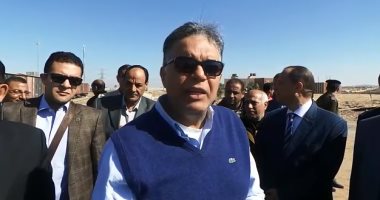 وزير النقل: توريد 10جرارات جديدة كدفعة أولى سبتمبر المقبل من إجمالى 100جرار 