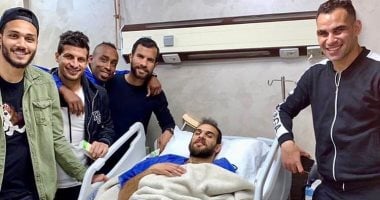 لاعبو الزمالك يزورون دويدار بعد جراحة وتر أكيليس