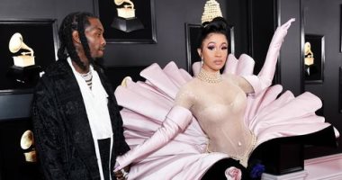 وكأنها لؤلؤة.. كاردى بى بفستان على شكل محار فى حفل جوائز Grammys