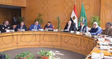 صور.. محافظ الإسماعيلية: استكمال منظومة الكاميرات استعدادًا لأمم أفريقيا