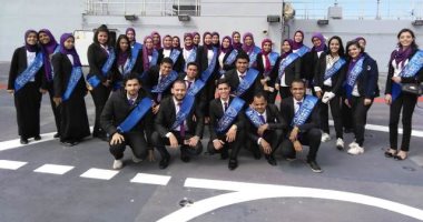 صور.. 70 طالبا من جامعتى الإسكندرية ومطروح فى زيارة للقاعدة البحرية