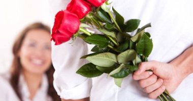 الأحمر دليل على الحب والأرجوانى الإعجاب..اعرف معانى ألوان الورد قبل الفلانتين