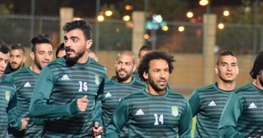 مصلحي يحفز لاعبى سيد البلد وسط الأمطار  الغزيرة  