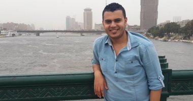 نفس الشيء ولكنكم تحبون المشاهير.. عادل: الناس بتقولى إنى شبه عمرو يوسف