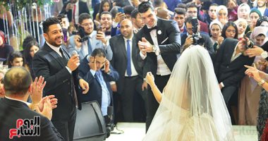 محمد حماقى وبوسى يشعلان حفل زفاف رشا الكيال وخالد هانى أباظة