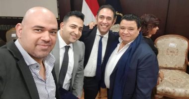 صور.. تكريم عمرو مصطفى والمخرج خالد جلال من وزارة الداخلية