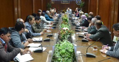 صور.. لجنة وزارة التنمية المحلية تتابع استعدادات السويس لأمم أفريقيا