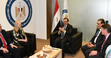 وزير البترول يستقبل مسؤولى شركات البترول العالمية بمعرض إيجبس
