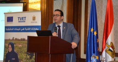 وزارة التخطيط: تدريب 221.5 ألف معلم على نظام التعليم الجديد