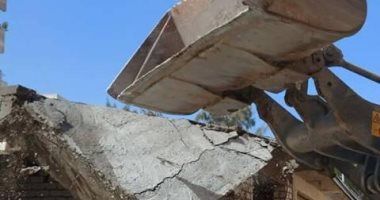 صور.. العجمى تشن حملة على البناء المخالف والتعدى على أملاك الدولة بـ"أبو تلات"
