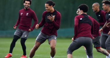محمد صلاح يواصل الاستعدادا مع ليفربول لمواجهة بايرن ميونخ من إسبانيا.. صور