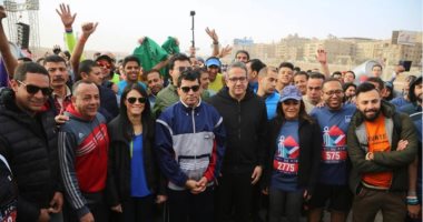 وزير الآثار : مشاركة وزراء ونواب بماراثون الأهرامات يؤكد اهتمام الدولة بشبابها