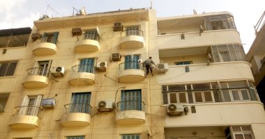 صور.. محافظة القاهرة: طلاء 60 عقارًا بالنزهة ومحيط محطة مترو هارون
