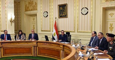رئيس الوزراء يبحث مقترح مشروع قانون تنظيم نشاط التطوير العقارى 