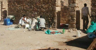 صور.."منازل العنج" بأودية الشلاتين شيدها الرومانيون أثناء رحلات البحث عن الذهب