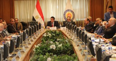 وزير التعليم العالى يترأس الاجتماع الدورى للمجلس الأعلى للجامعات
