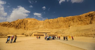 صورة اليوم.. أقصر بلدنا بلد سواح فيها الأجانب تتفسح