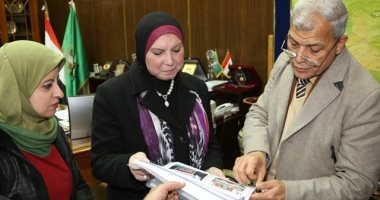 محافظ المنوفية يعقد اجتماعا لمناقشة بحث سبل الارتقاء بالصناعات الحرفية بالمحافظة
