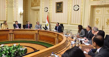 رئيس الوزراء يلتقي وفد اللجنة اليهودية الأمريكية 