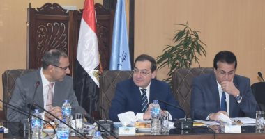 مدير معهد بحوث البترول خلال اجتماع مجلس الإدارة يعلن تسجيل 3 براءات اختراع جديدة