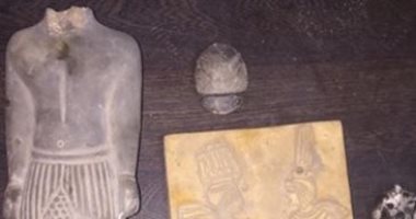 ضبط مواطن أثناء تنقيبه عن الآثار أسفل منزله بنزلة السمان وبحوزته قطع أثرية