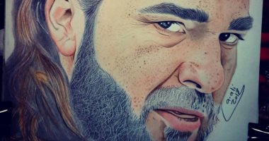 قارئ يبدع فى رسم اللوحات بالفحم والرصاص: حلمى أفتح مركز تعليمى فى الصعيد