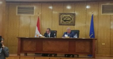 وزير الاتصالات: إتاحة الخدمات السياحية لتمكين ذوى الإعاقة بمحافظة أسوان