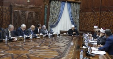 الدكتور أحمد الطيب يترأس اجتماع لجنة الشئون الأفريقية بالأزهر 