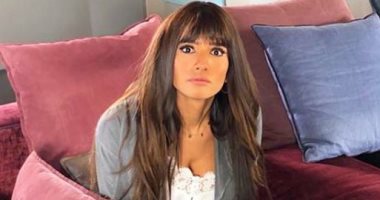 زينة بعد الاعتذار عن تقديم مسلسل جديد فى رمضان: "ملكة في بيتى"