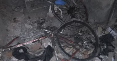 صور.. "اليوم السابع" بموقع انفجار "الدرب الأحمر".. تهشم واجهات 5 محال تجارية