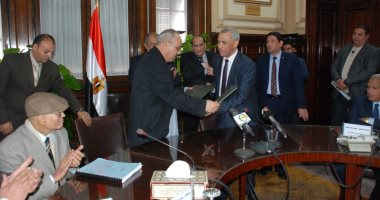 وزير الزراعة يشهد توقيع بروتوكولات تعاون لدعم منتفعى الإصلاح الزراعى